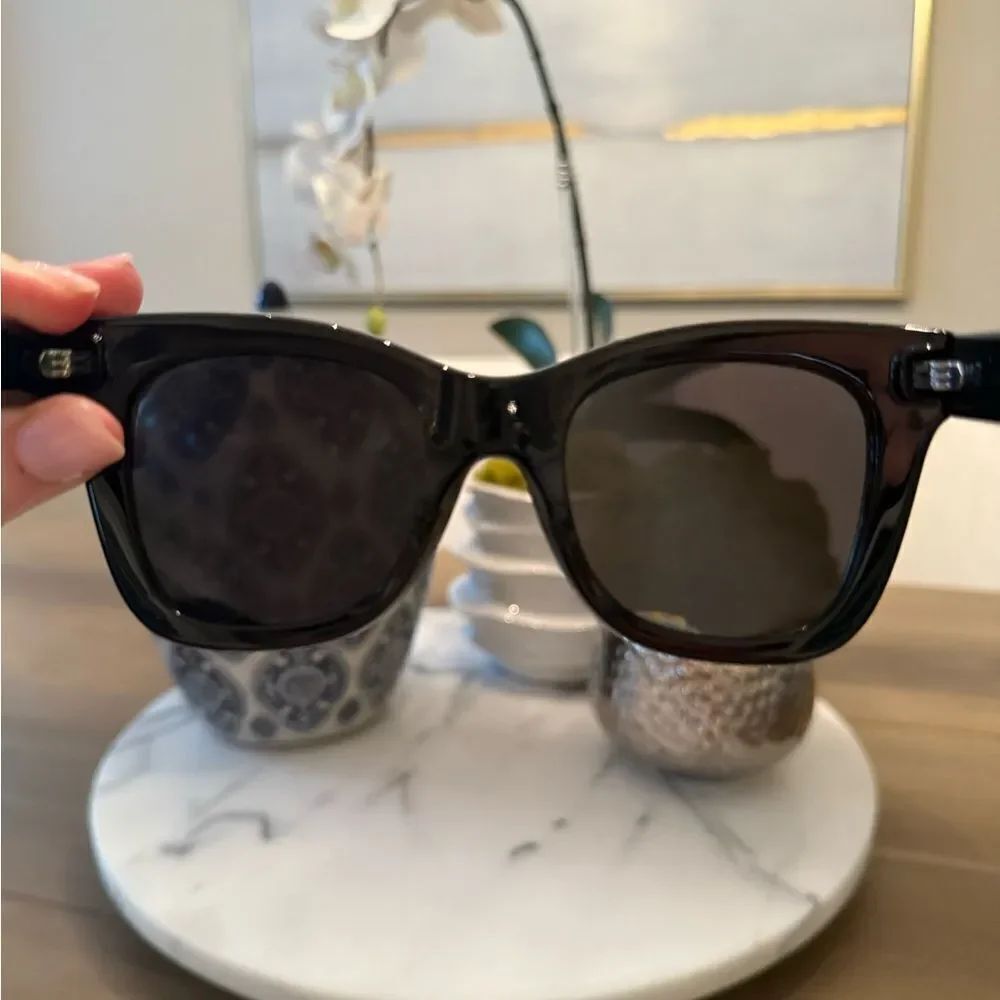 ⭐️ QUAY After Hours Square Sunglasses POLARIZED - Picture 4 of 7